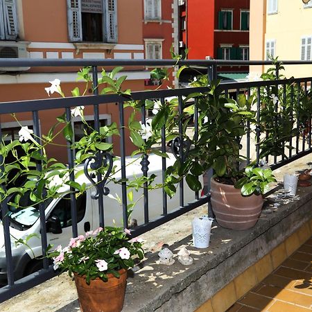 Casa Sbisa' Apartment Ровин Екстериор снимка